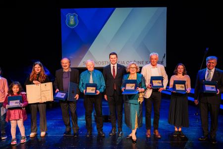 »Naj bo naš praznik opomnik, da smo skupaj močnejši (147)